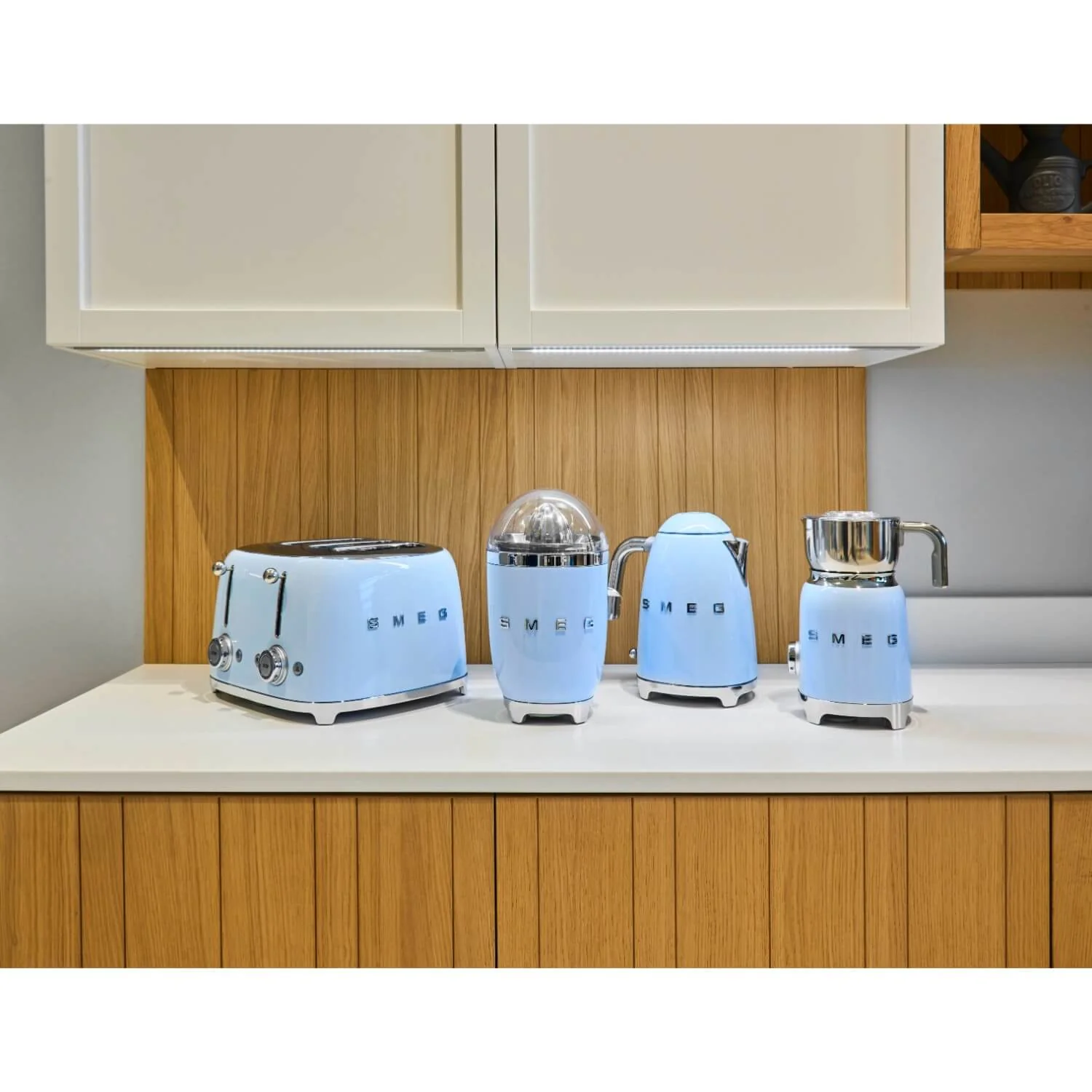 Smeg 50's Style Retro TSF01 2 Slice Toaster - Pastel Blue - Image 6